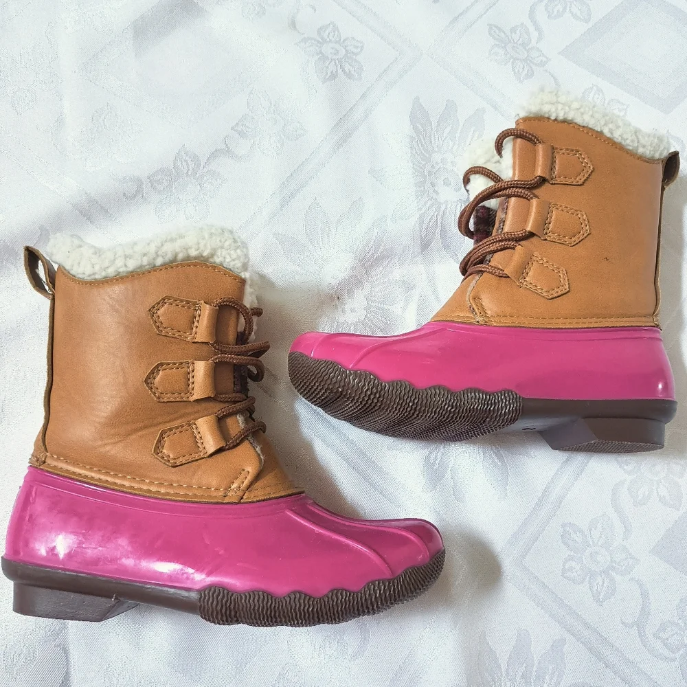 Adrienne Vittadini Gavin-03K Girls Size 2 Lace Up Sherpa Collar Duck Boots Pink